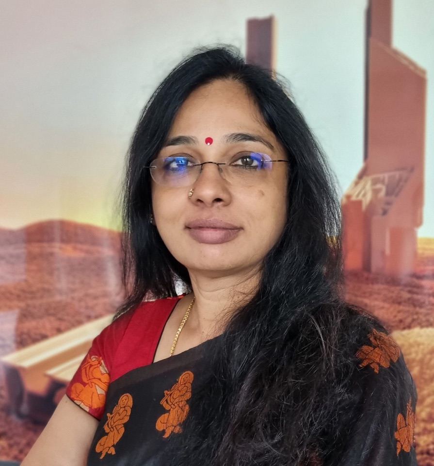 Portrait of Vidya R, Managing Director